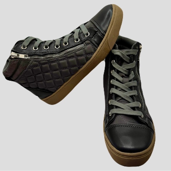 JUICY COUTURE JC Vareen High-top Fashion Quilted Sneakers in Gray Size 7 EUC - Picture 5 of 10